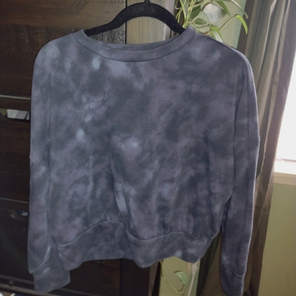 Old navy long sleeve sweater